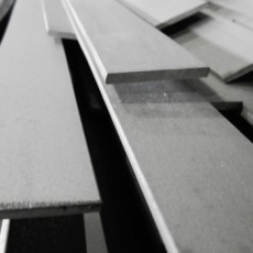 Полоса алюминиевая 1561 26х120 мм ГОСТ 4784-2019 Полоса алюминиевая 1561 26х120 мм ГОСТ 4784-2019