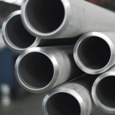 Труба стальная жаропрочная 15Х5М 133х5 мм Труба стальная жаропрочная 15Х5М 133х5 мм